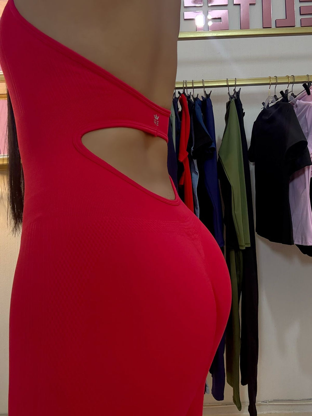 ENTERIZO LARGO PUSH UP CON CUELLO HALTER