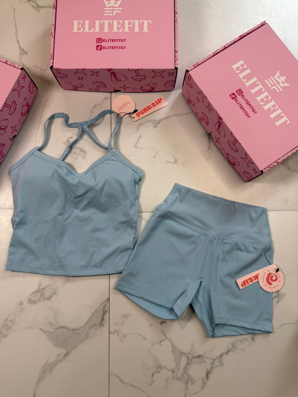 CONJUNTO MOLDEADOR CON TOP DE TIRANTES