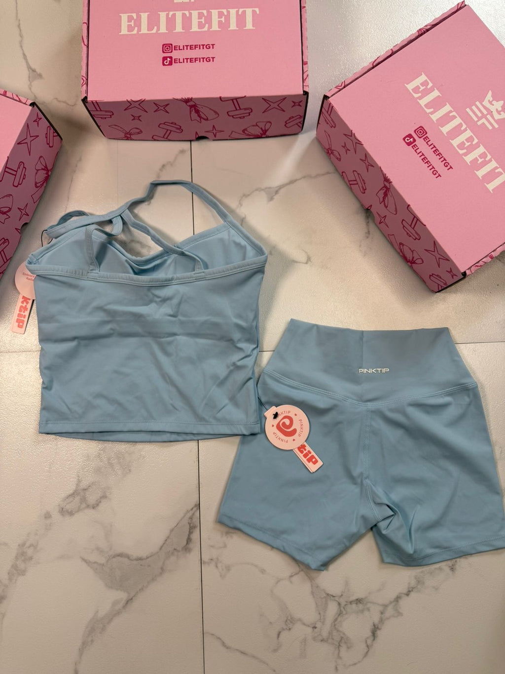 CONJUNTO MOLDEADOR CON TOP DE TIRANTES