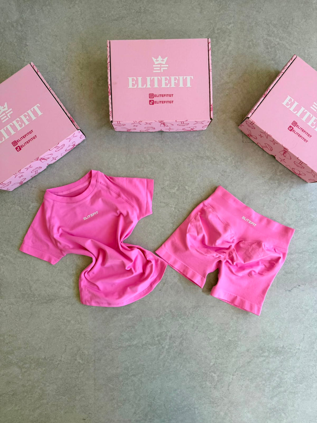 CONJUNTO SHORT MEGAPUSH Y BLUSA MANGA CORTA