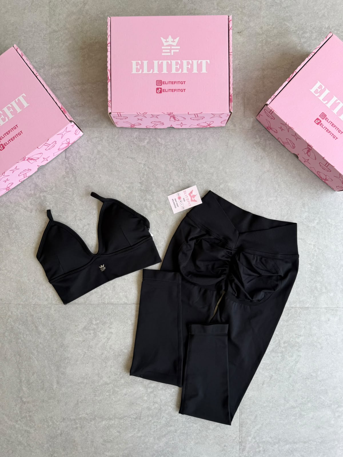 CONJUNTO LEGGINS CORTE V Y TOP PRETINA ANCHA